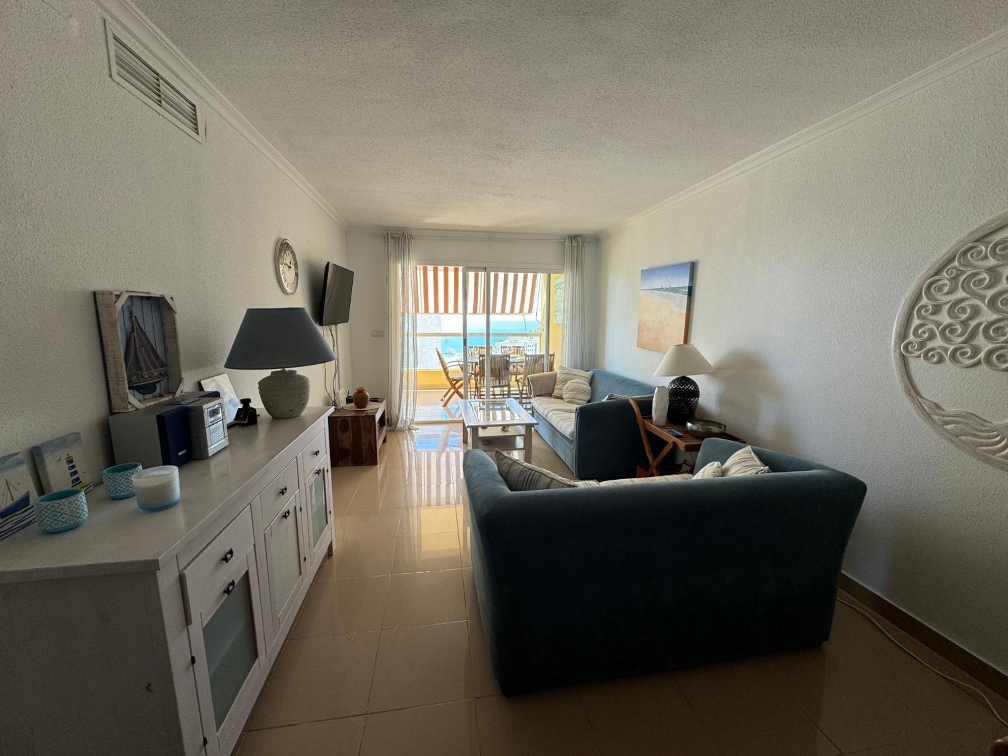 с видом на море и бассейном , 600 м от пляжа Apartment Cala de Finestrat